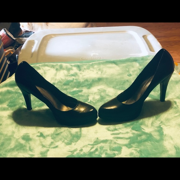 Apt 9 stilettos with 4 1/2 heel, Brand new! - Picture 5 of 6